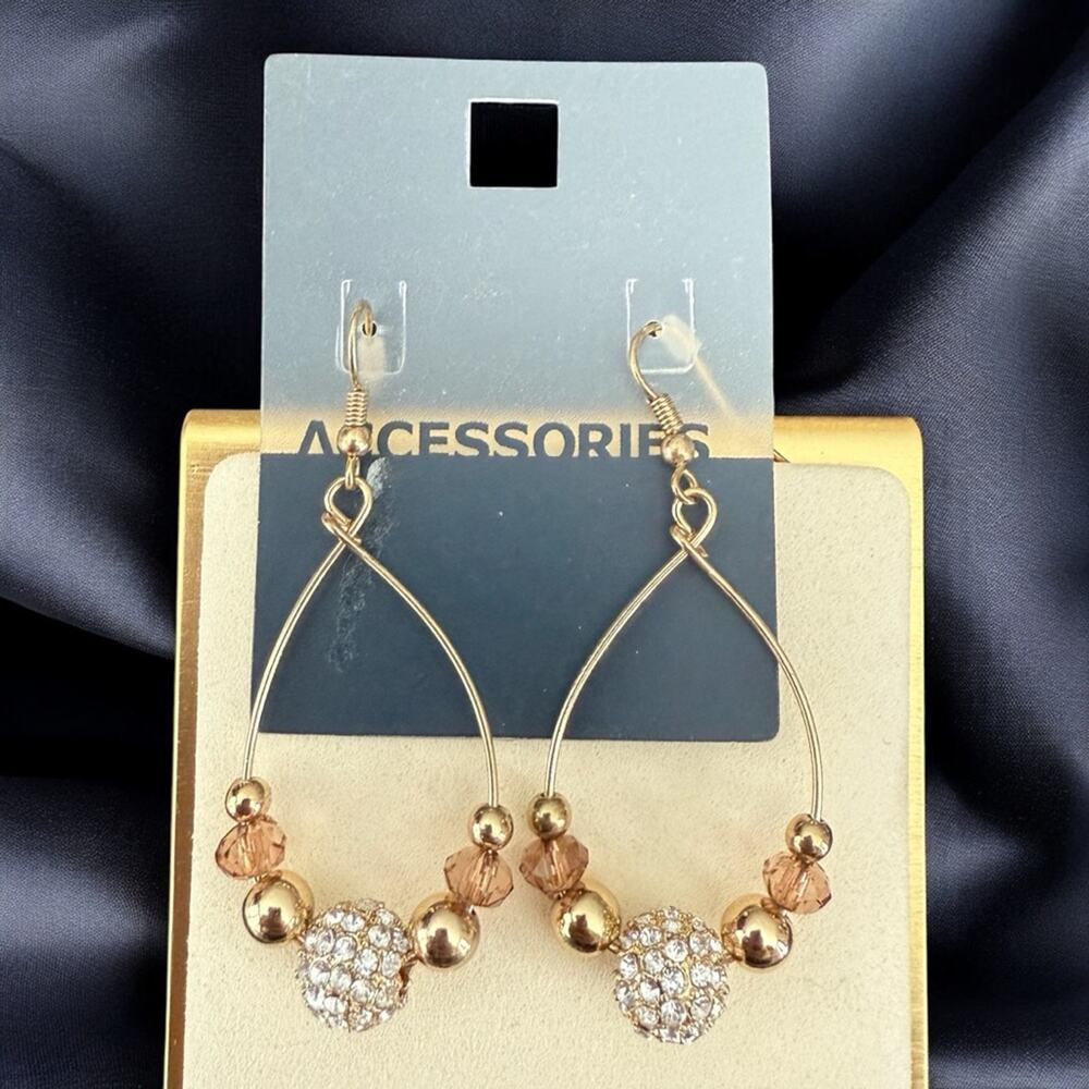 NWT dangle beaded earrings tan gold tone